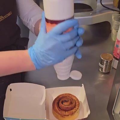 Crema in Bottiglia Artigianale al gusto Caramello Salato "Bottiglia da 900gr"